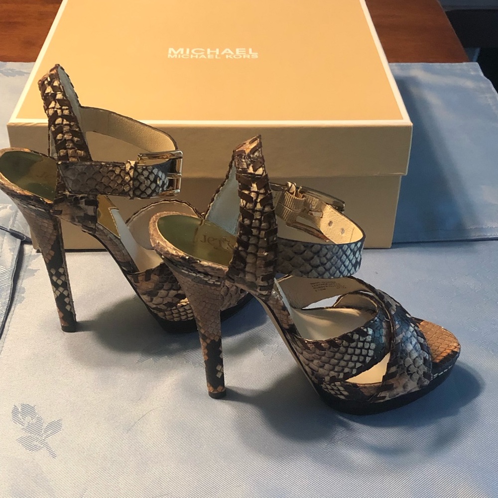 MICHAEL Michael Kors Odessa snakeskin heel